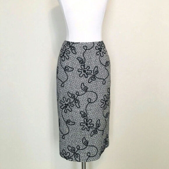Talbots Tweed Embroidered Pencil Skirt Black White Midi Wool Career Workwear 10 - Picture 10 of 11